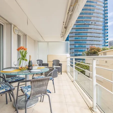 Apartament Riviera *